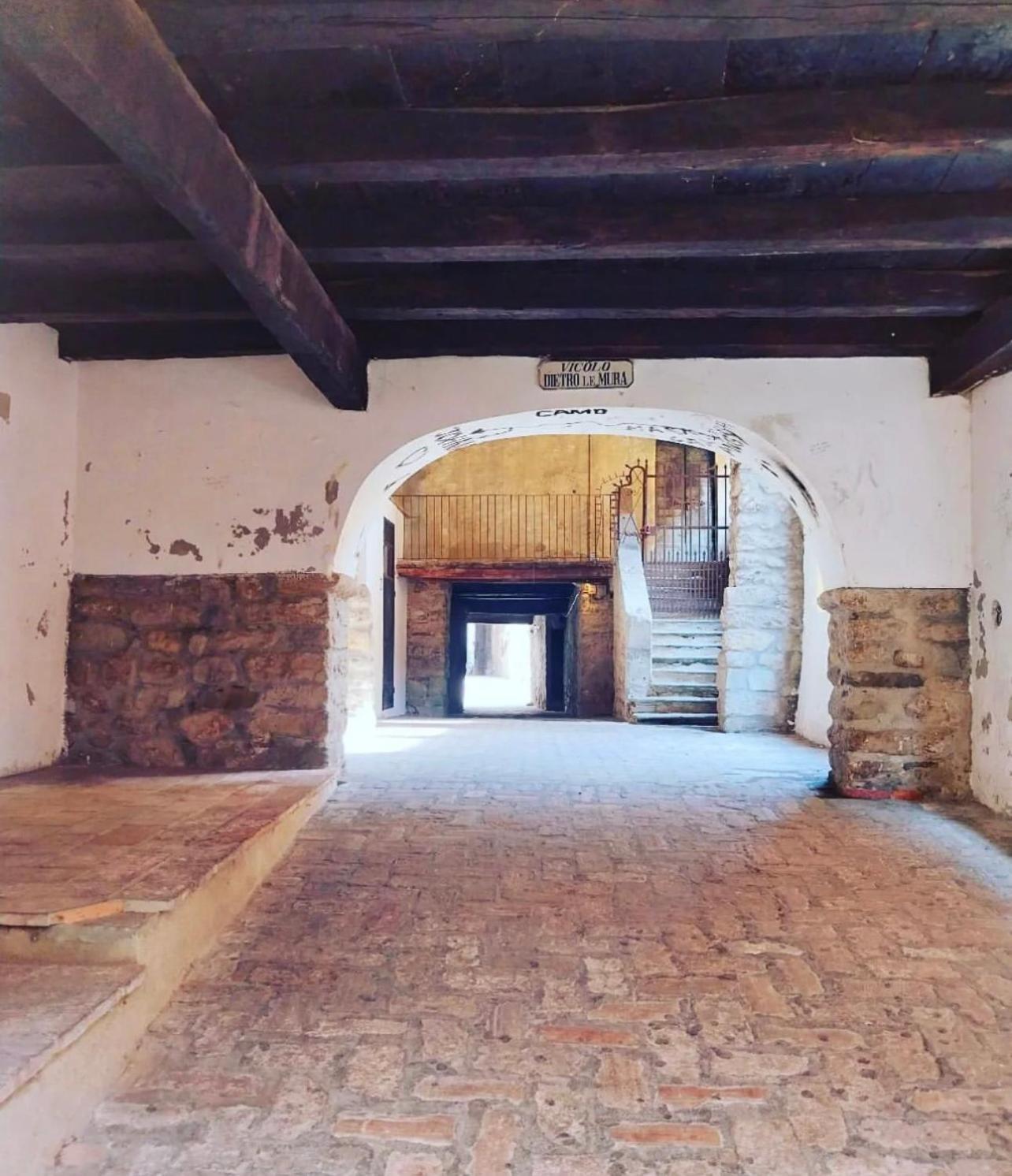 La Quintessenza Del Borgo Bed & Breakfast Varzi Exterior photo